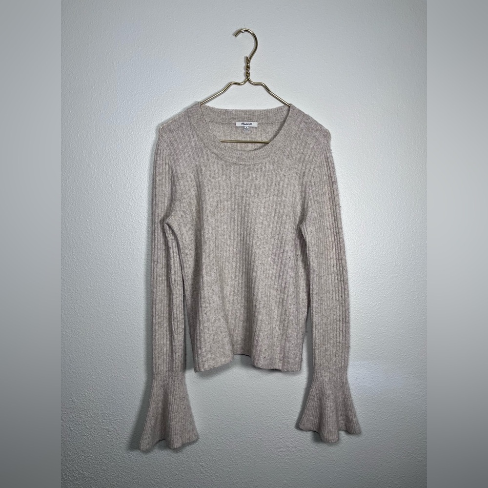 Madewell Cream Ribbed Knit ruffle cuff Sweater size small